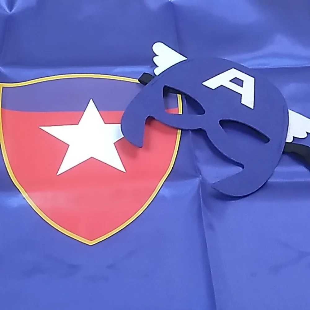 Superhero Cape Capt American Satin Cape wash in cold & air dry 26.5 x 26 inches - Picture 3 of 4